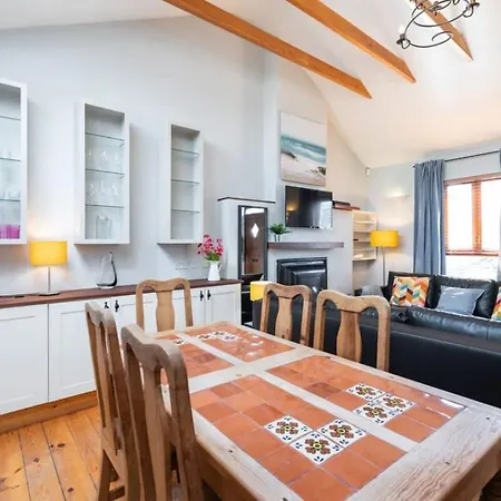 Beautiful Location Fast Wifi N Tv Ferienhaus Dublin