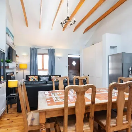 Holiday home Beautiful Location Fast Wifi N Tv Dublin