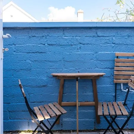 Holiday home Beautiful Location Fast Wifi N Tv Dublin